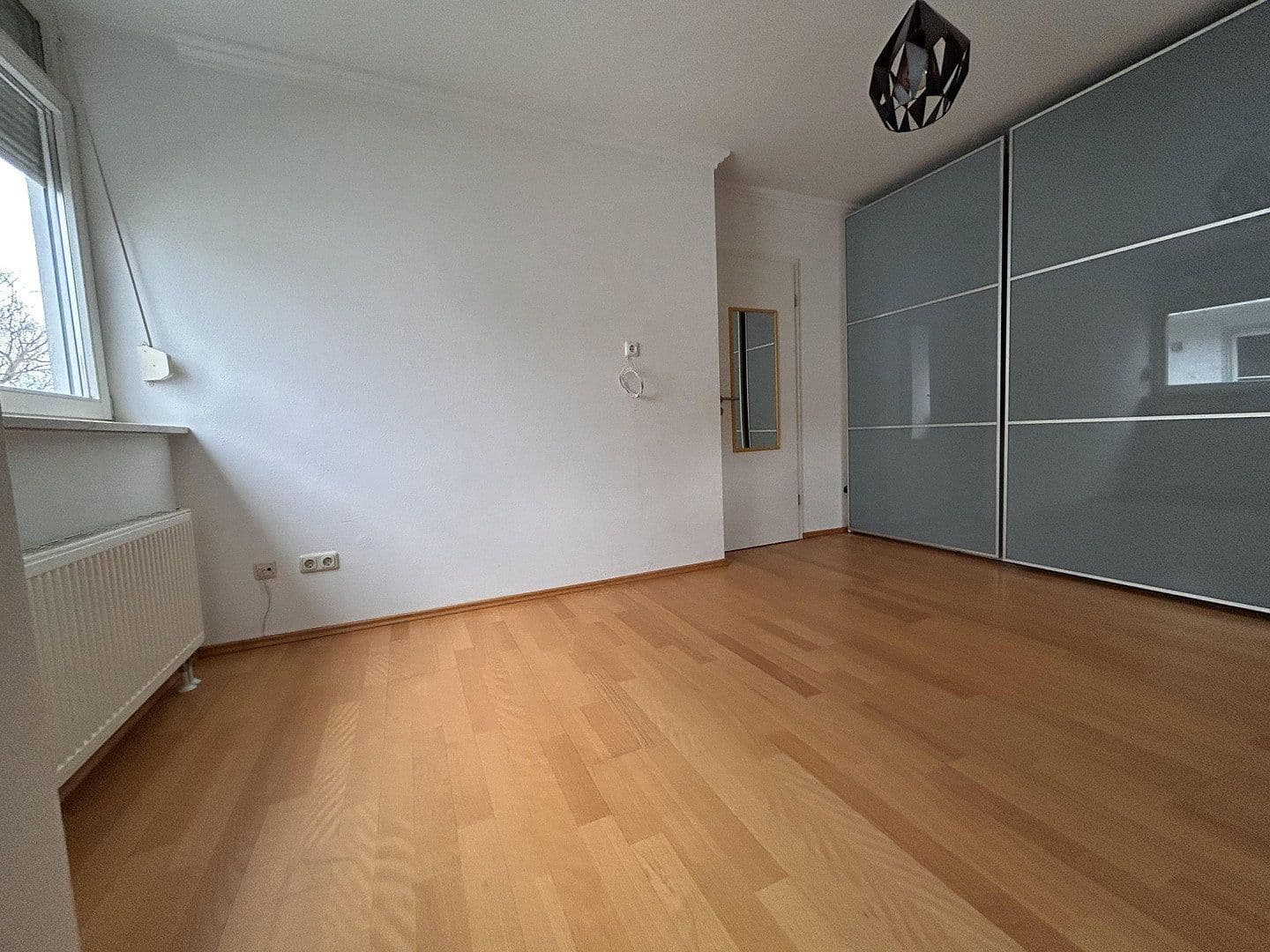 Predaj domu 87 m², pozemek 147 m², München, Bavorsko Predaj domu 87 m², pozemek 147 m², München, Bavorsko