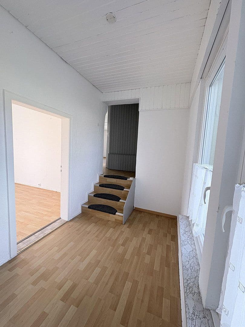 Prenájom bytu 3-izbový 70 m², Wermuthstraße 11, Bad Münder am Deister, Dolné Sasko Prenájom bytu 3-izbový 70 m², Wermuthstraße 11, Bad Münder am Deister, Dolné Sasko