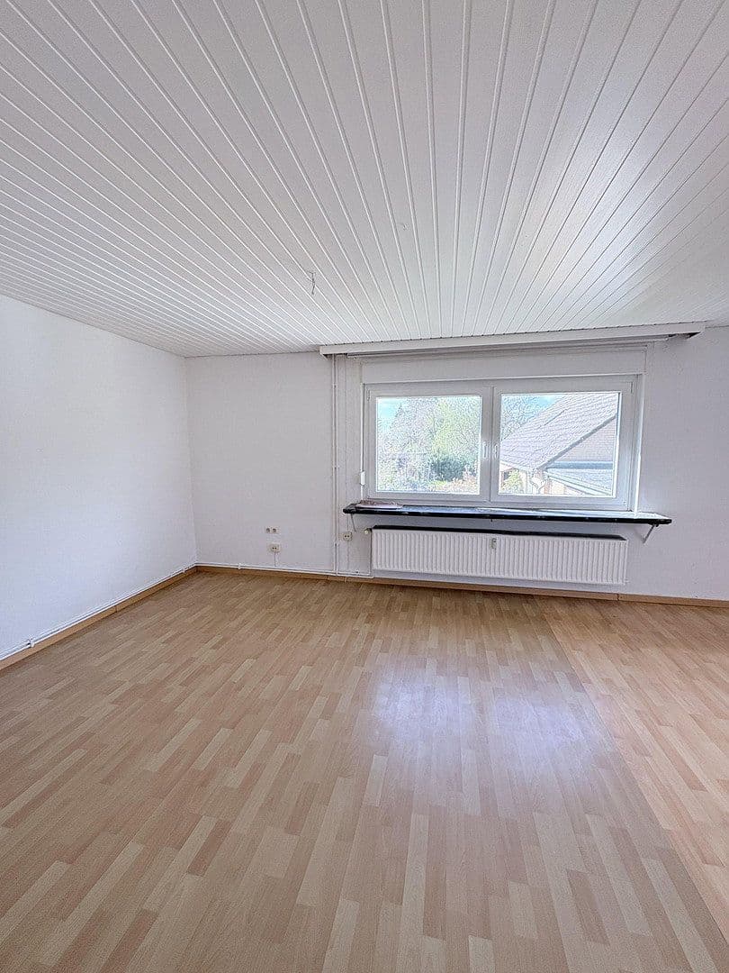 Prenájom bytu 3-izbový 70 m², Wermuthstraße 11, Bad Münder am Deister, Dolné Sasko Prenájom bytu 3-izbový 70 m², Wermuthstraße 11, Bad Münder am Deister, Dolné Sasko