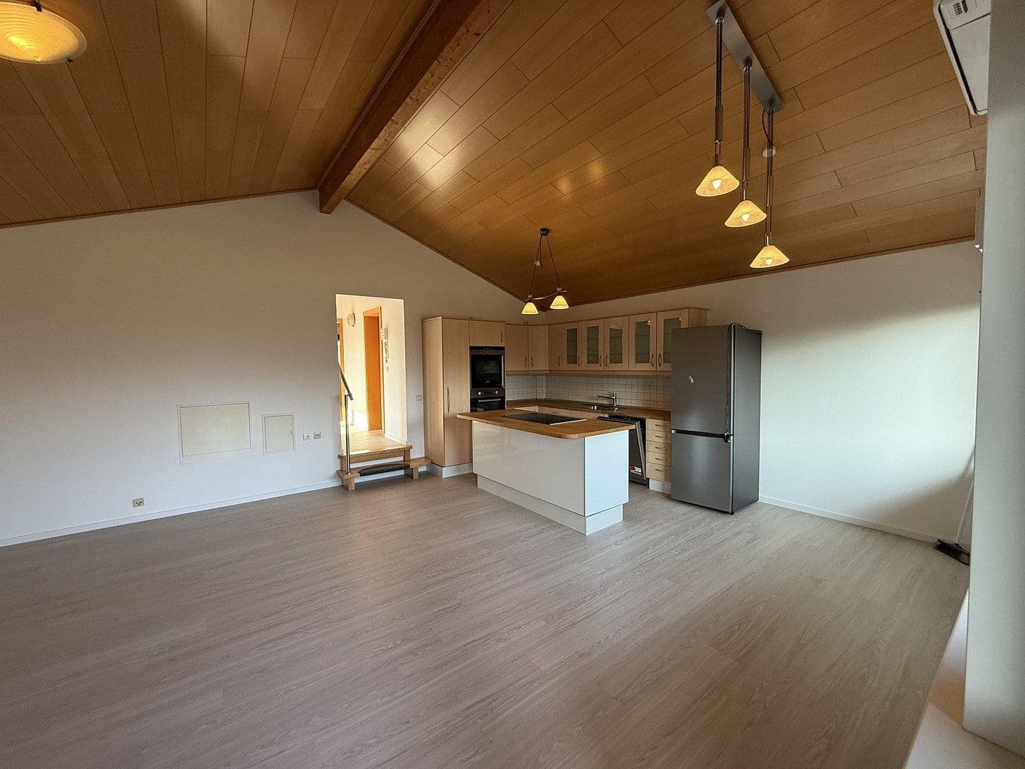 Prenájom bytu 3-izbový 92 m², Johannes-Brahms-Str. 26, Leimen, Bádensko-Wurttembersko Prenájom bytu 3-izbový 92 m², Johannes-Brahms-Str. 26, Leimen, Bádensko-Wurttembersko