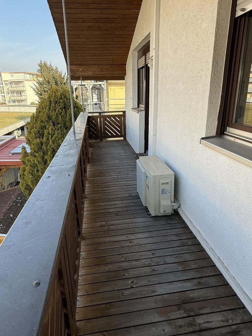 Prenájom bytu 3-izbový 92 m², Johannes-Brahms-Str. 26, Leimen, Bádensko-Wurttembersko Prenájom bytu 3-izbový 92 m², Johannes-Brahms-Str. 26, Leimen, Bádensko-Wurttembersko