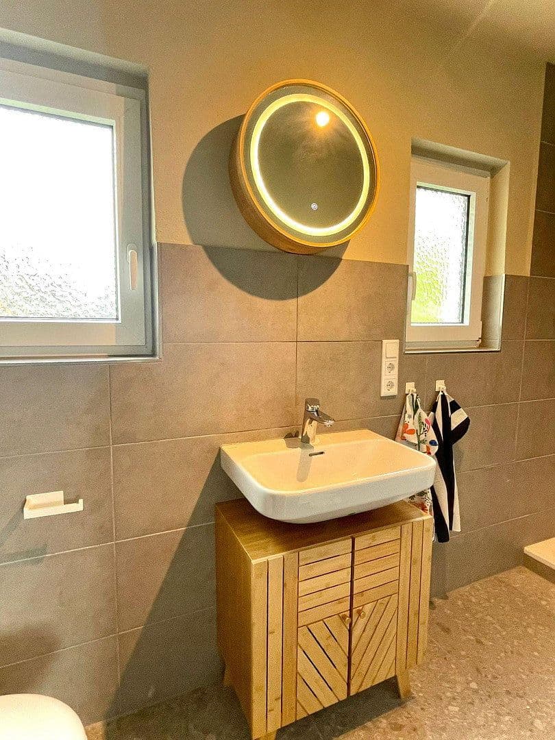 Prenájom bytu 3-izbový 72 m², Lübecker Straße 12, Dortmund, Severné Porýnie - Westfálsko Prenájom bytu 3-izbový 72 m², Lübecker Straße 12, Dortmund, Severné Porýnie - Westfálsko