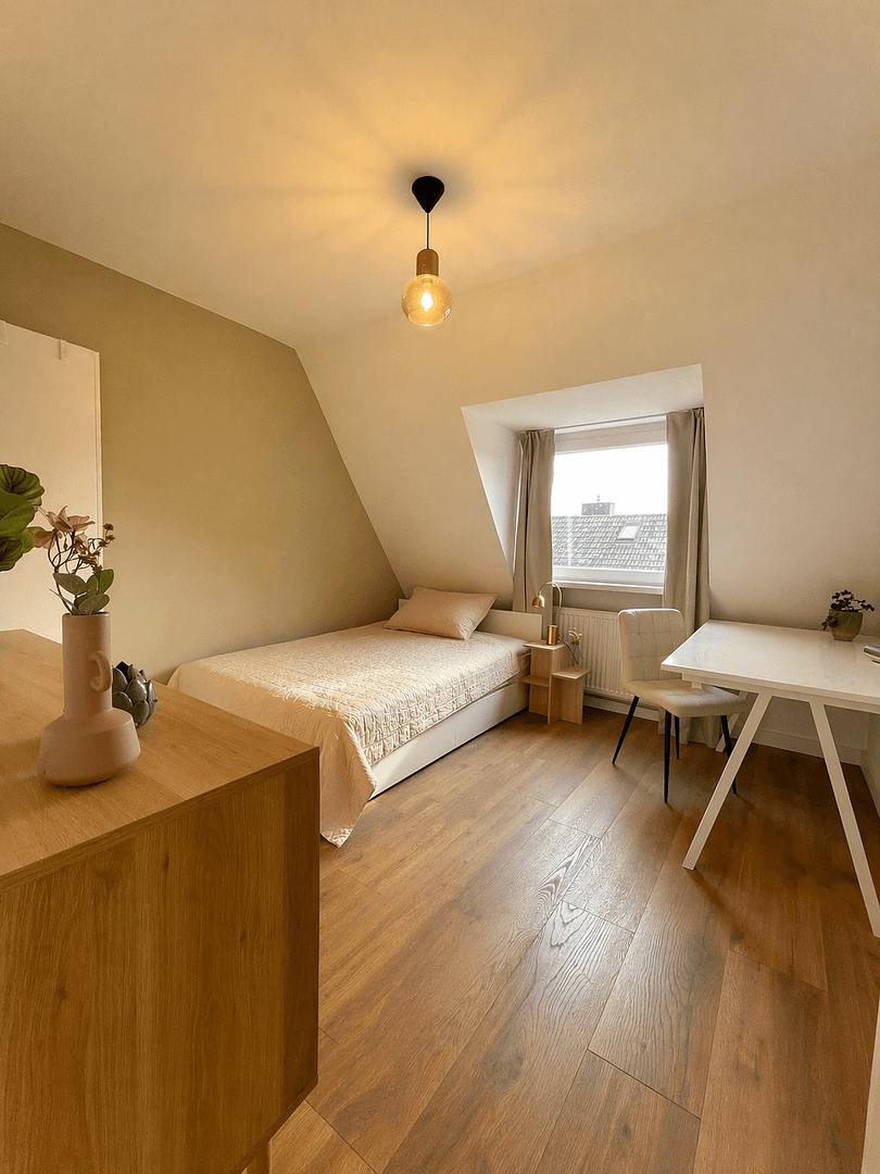 Prenájom bytu 3-izbový 72 m², Lübecker Straße 12, Dortmund, Severné Porýnie - Westfálsko Prenájom bytu 3-izbový 72 m², Lübecker Straße 12, Dortmund, Severné Porýnie - Westfálsko