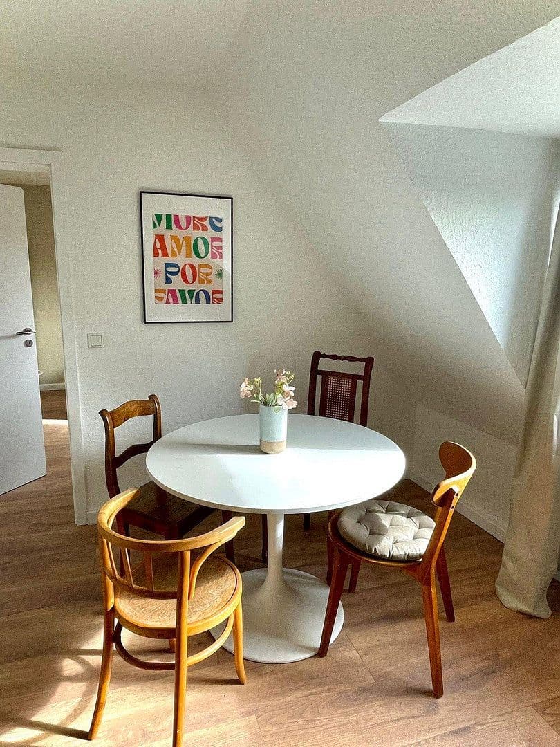 Prenájom bytu 3-izbový 72 m², Lübecker Straße 12, Dortmund, Severné Porýnie - Westfálsko Prenájom bytu 3-izbový 72 m², Lübecker Straße 12, Dortmund, Severné Porýnie - Westfálsko