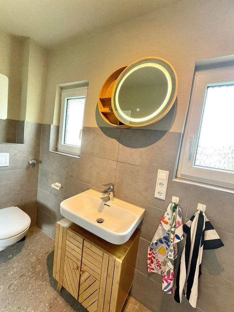 Prenájom bytu 3-izbový 72 m², Lübecker Straße 12, Dortmund, Severné Porýnie - Westfálsko Prenájom bytu 3-izbový 72 m², Lübecker Straße 12, Dortmund, Severné Porýnie - Westfálsko