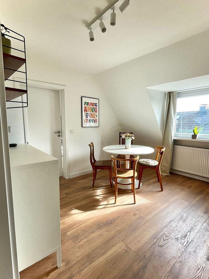 Prenájom bytu 3-izbový 72 m², Lübecker Straße 12, Dortmund, Severné Porýnie - Westfálsko Prenájom bytu 3-izbový 72 m², Lübecker Straße 12, Dortmund, Severné Porýnie - Westfálsko