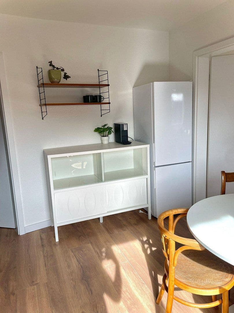 Prenájom bytu 3-izbový 72 m², Lübecker Straße 12, Dortmund, Severné Porýnie - Westfálsko Prenájom bytu 3-izbový 72 m², Lübecker Straße 12, Dortmund, Severné Porýnie - Westfálsko