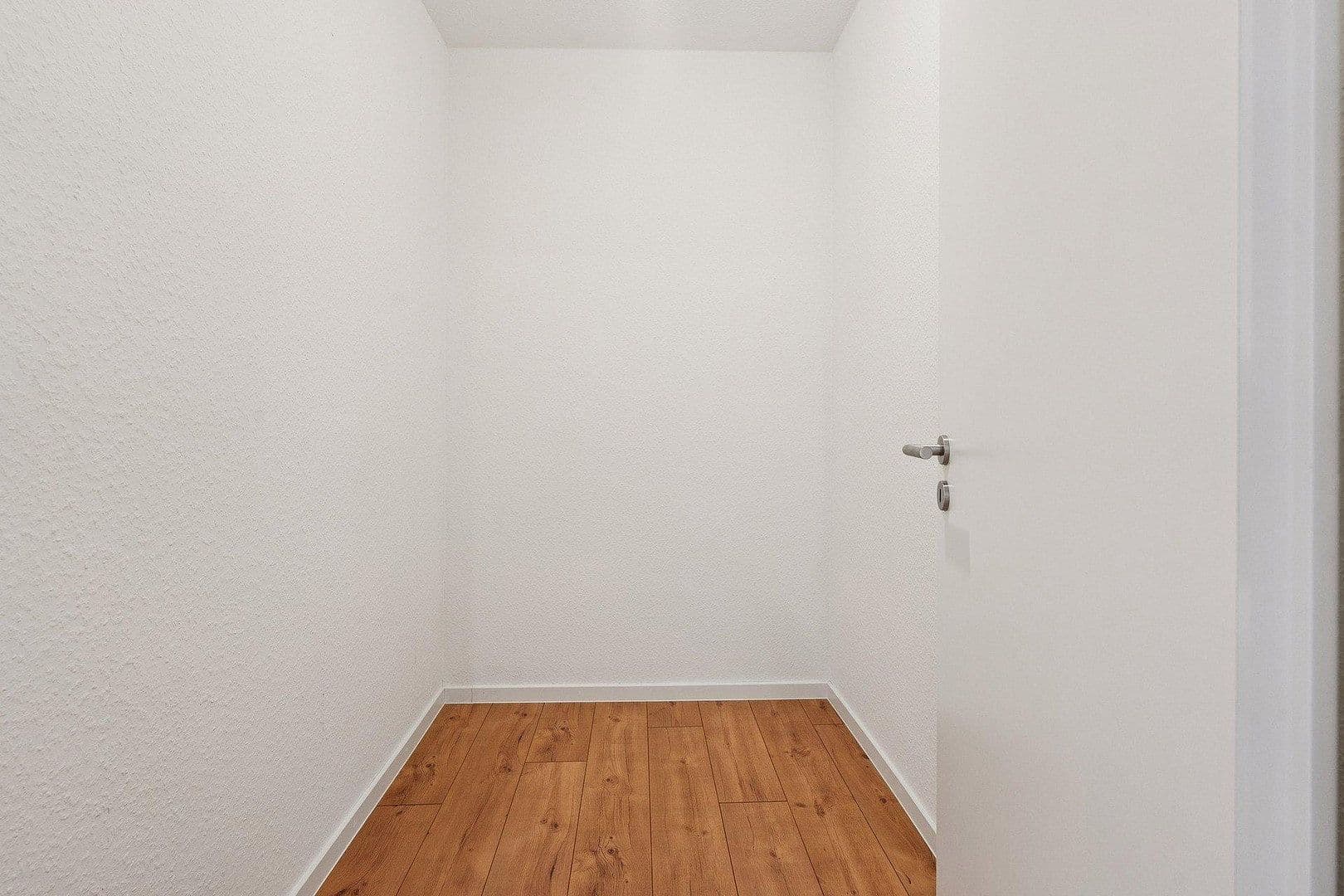 Predaj bytu 4-izbový 103 m², Harald-Hamberg-Straße 48, Schweinfurt, Bavorsko Predaj bytu 4-izbový 103 m², Harald-Hamberg-Straße 48, Schweinfurt, Bavorsko