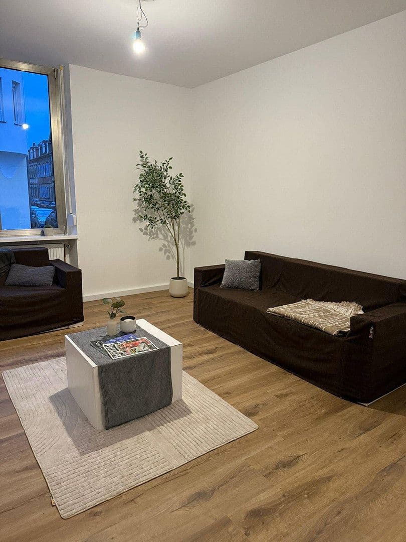 Predaj bytu 7-izbový 190 m², Offenbach an der Queich, Porýnie-Falcko Predaj bytu 7-izbový 190 m², Offenbach an der Queich, Porýnie-Falcko