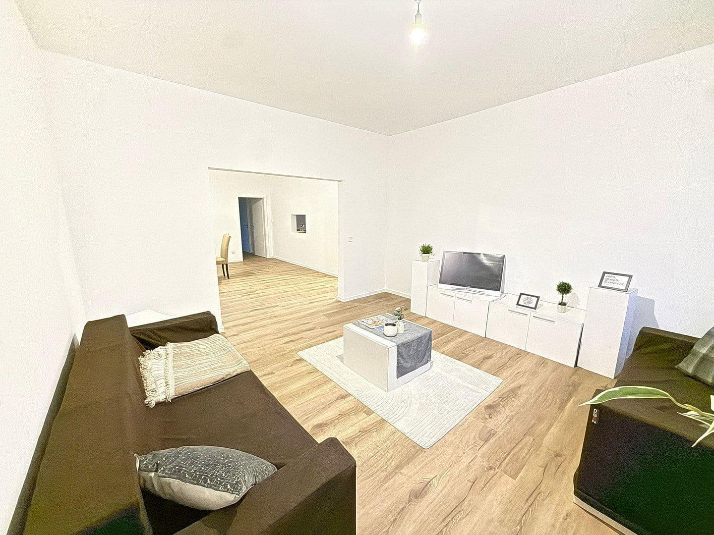 Predaj bytu 7-izbový 190 m², Offenbach an der Queich, Porýnie-Falcko Predaj bytu 7-izbový 190 m², Offenbach an der Queich, Porýnie-Falcko
