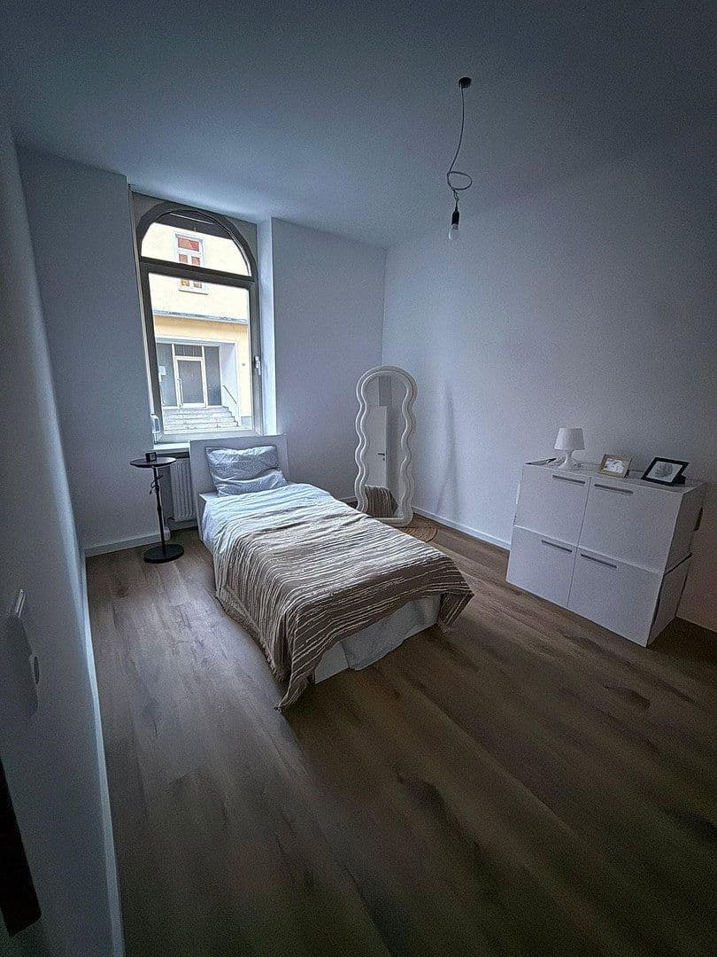 Predaj bytu 7-izbový 190 m², Offenbach an der Queich, Porýnie-Falcko Predaj bytu 7-izbový 190 m², Offenbach an der Queich, Porýnie-Falcko