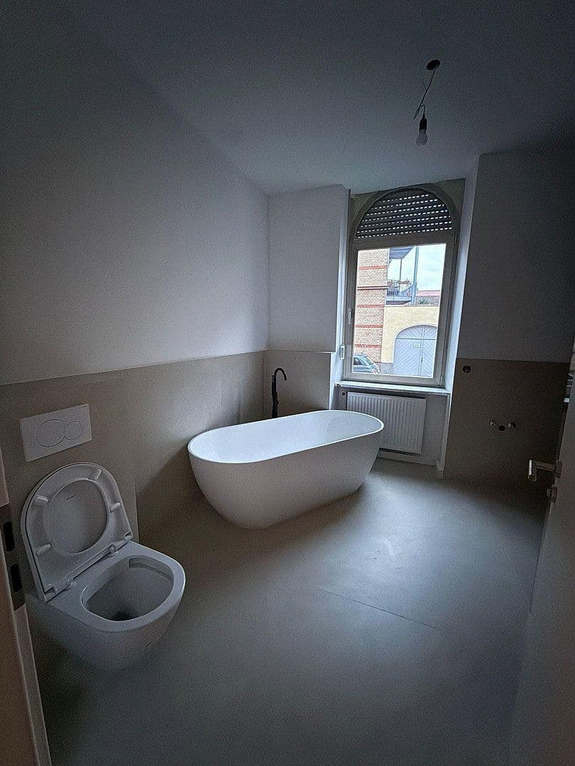 Predaj bytu 7-izbový 190 m², Offenbach an der Queich, Porýnie-Falcko Predaj bytu 7-izbový 190 m², Offenbach an der Queich, Porýnie-Falcko