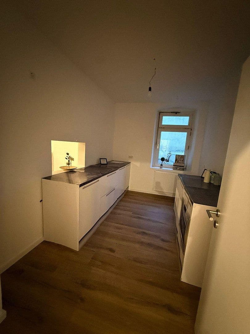 Predaj bytu 7-izbový 190 m², Offenbach an der Queich, Porýnie-Falcko Predaj bytu 7-izbový 190 m², Offenbach an der Queich, Porýnie-Falcko