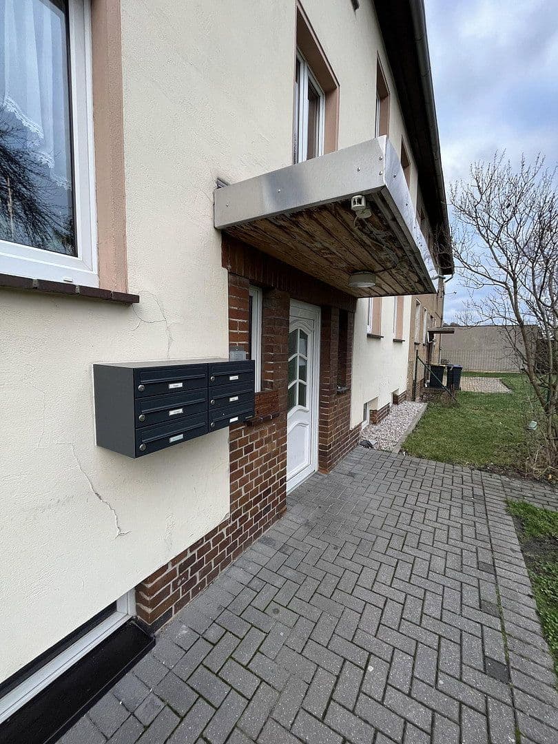 Prenájom bytu 3-izbový 51 m², Alte Holzhausener Straße 8, Leipzig, Sasko Prenájom bytu 3-izbový 51 m², Alte Holzhausener Straße 8, Leipzig, Sasko