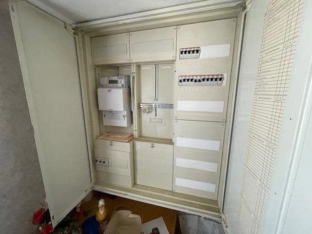 Predaj domu 250 m², pozemek 1.710 m², Gickelsbergweg 3, Großharthau, Sasko Predaj domu 250 m², pozemek 1.710 m², Gickelsbergweg 3, Großharthau, Sasko