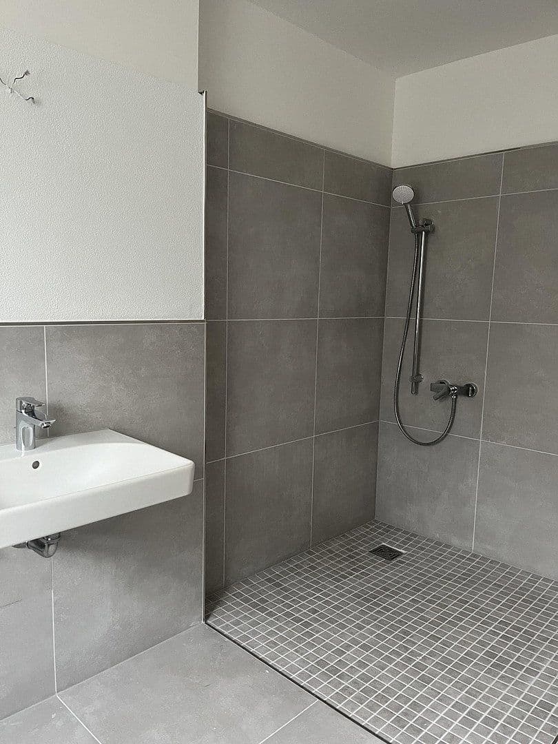 Prenájom bytu 2-izbový 80 m², Waldemarstraße 27D, Bad Kreuznach, Porýnie-Falcko Prenájom bytu 2-izbový 80 m², Waldemarstraße 27D, Bad Kreuznach, Porýnie-Falcko