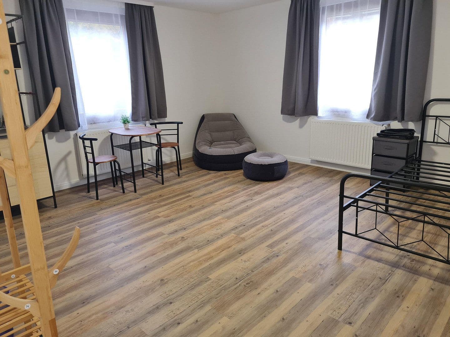 Prenájom bytu 1-izbový 35 m², Pfullingen, Bádensko-Wurttembersko Prenájom bytu 1-izbový 35 m², Pfullingen, Bádensko-Wurttembersko