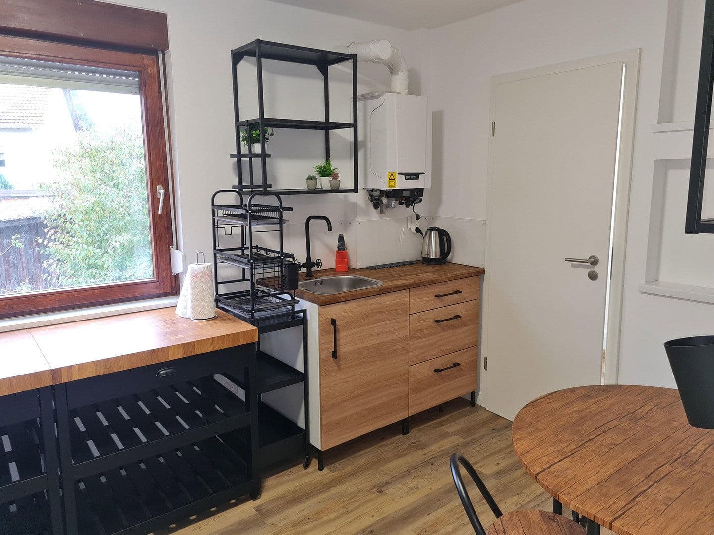 Prenájom bytu 1-izbový 35 m², Pfullingen, Bádensko-Wurttembersko Prenájom bytu 1-izbový 35 m², Pfullingen, Bádensko-Wurttembersko