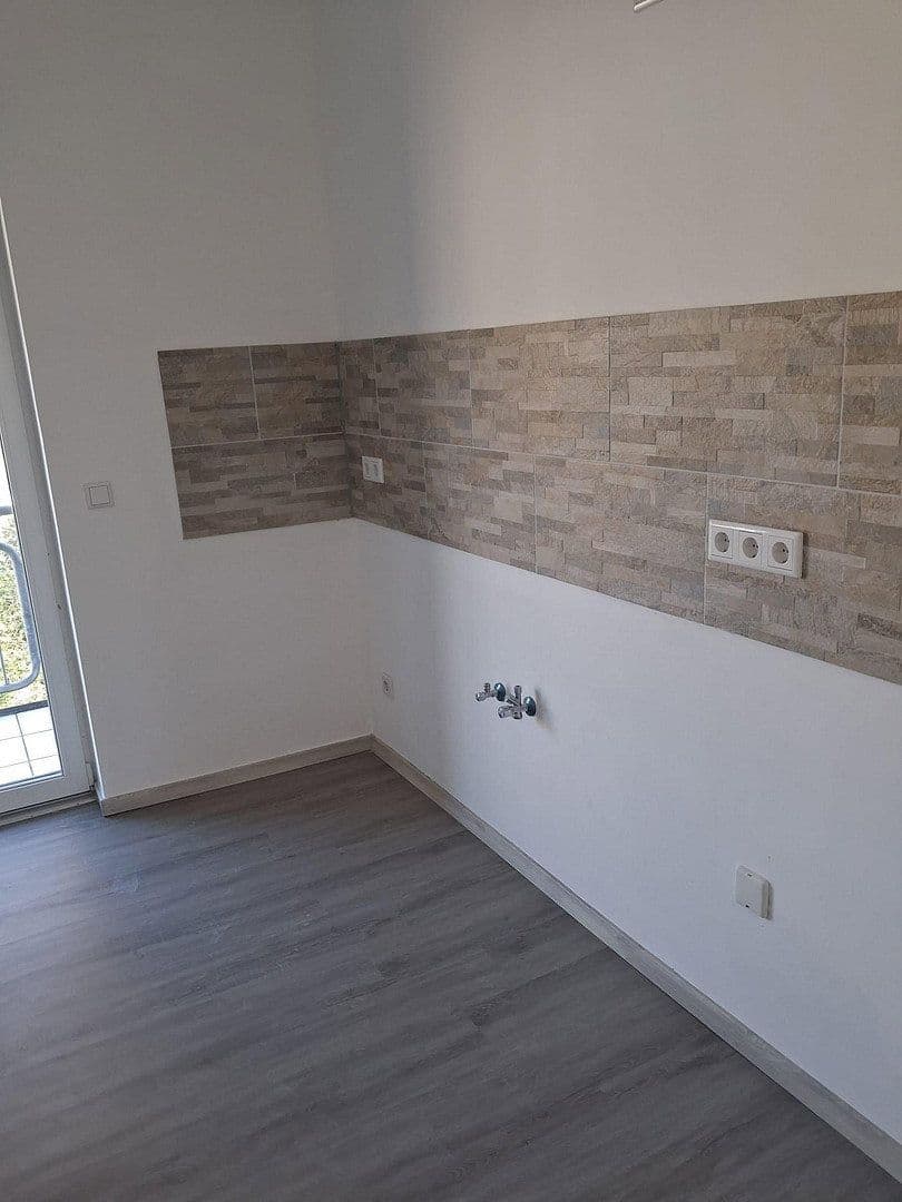 Prenájom bytu 3-izbový 68 m², Neustadtstraße 3, Leverkusen, Severné Porýnie - Westfálsko Prenájom bytu 3-izbový 68 m², Neustadtstraße 3, Leverkusen, Severné Porýnie - Westfálsko