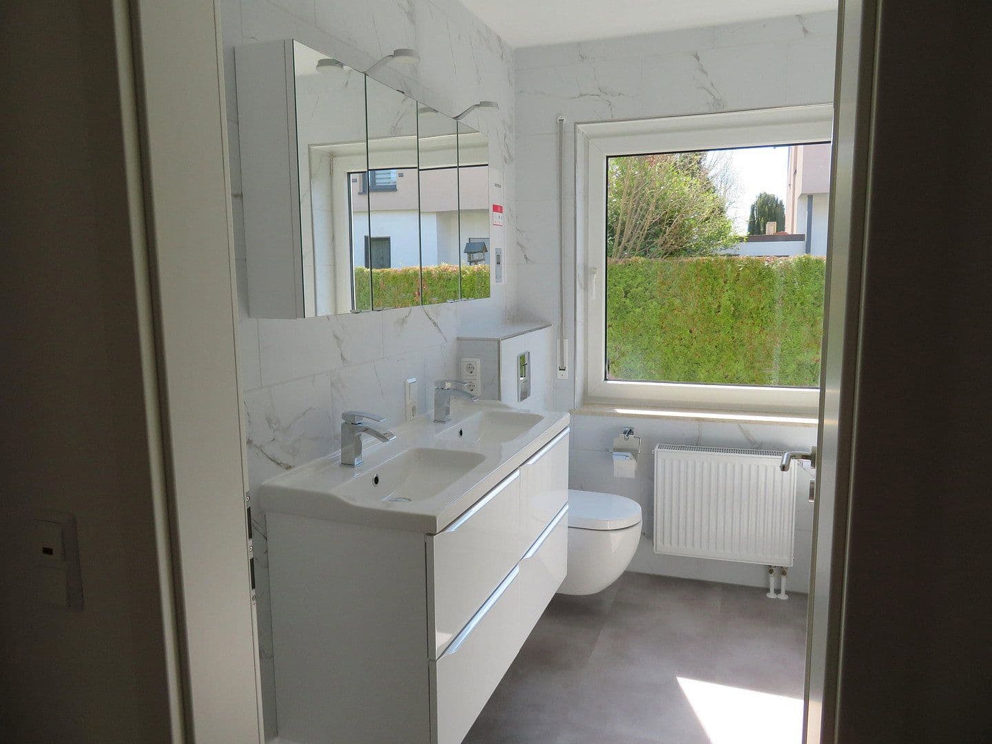 Prenájom bytu 4-izbový 104 m², Hetzerath, Porýnie-Falcko Prenájom bytu 4-izbový 104 m², Hetzerath, Porýnie-Falcko