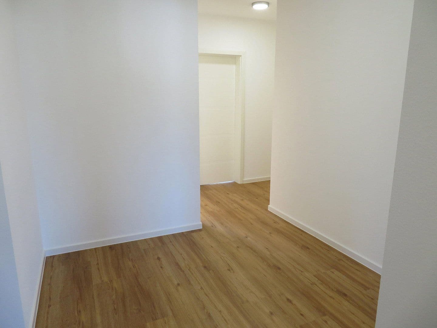 Prenájom bytu 4-izbový 104 m², Hetzerath, Porýnie-Falcko Prenájom bytu 4-izbový 104 m², Hetzerath, Porýnie-Falcko