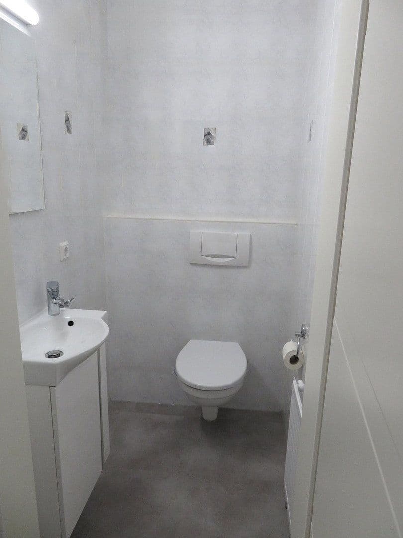 Prenájom bytu 4-izbový 104 m², Hetzerath, Porýnie-Falcko Prenájom bytu 4-izbový 104 m², Hetzerath, Porýnie-Falcko