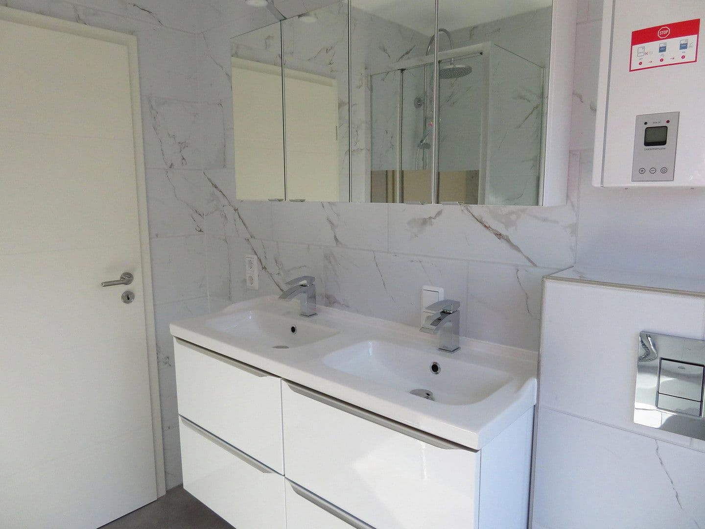 Prenájom bytu 4-izbový 104 m², Hetzerath, Porýnie-Falcko Prenájom bytu 4-izbový 104 m², Hetzerath, Porýnie-Falcko