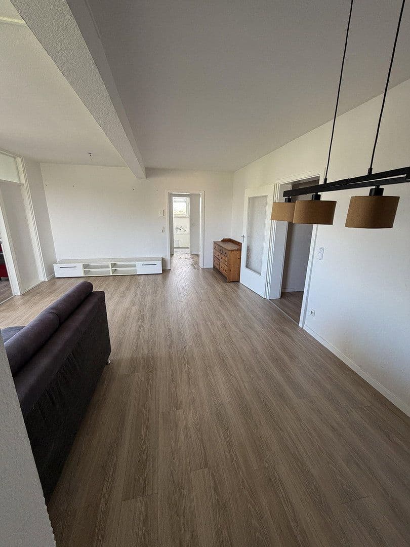 Prenájom bytu 2-izbový 72 m², Südring 1a, Hattersheim am Main, Hesensko Prenájom bytu 2-izbový 72 m², Südring 1a, Hattersheim am Main, Hesensko