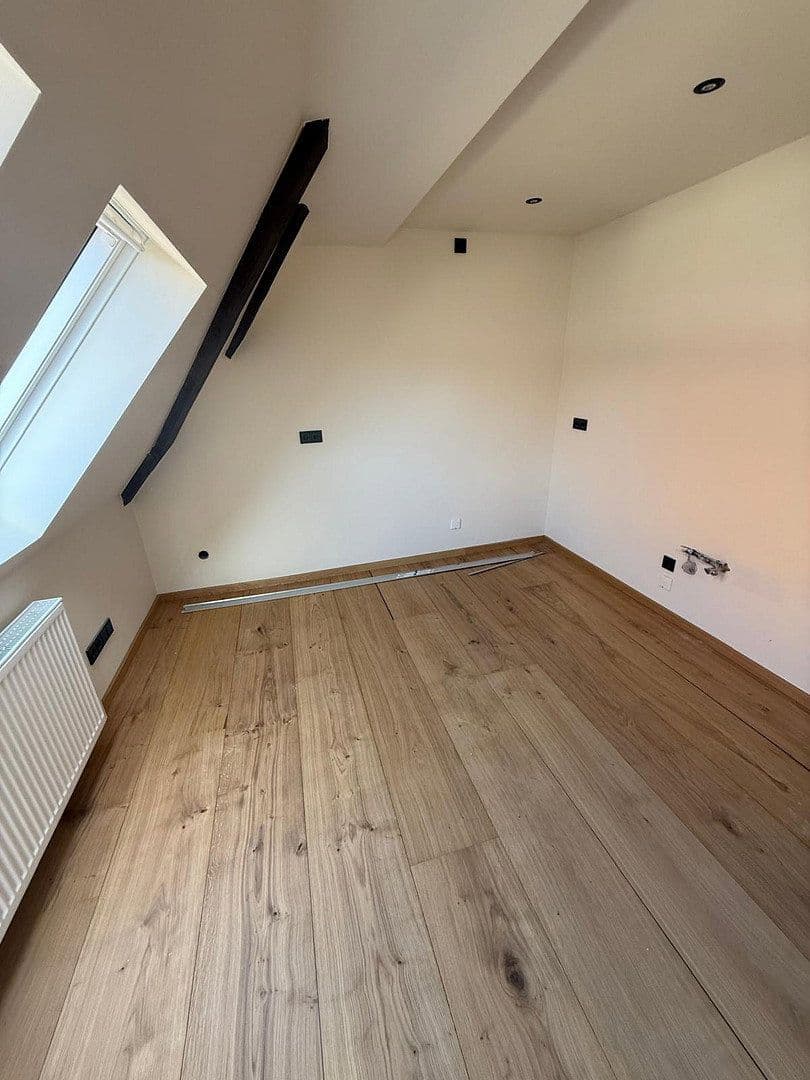 Prenájom bytu 4-izbový 163 m², Martkplatz 6, Allersberg, Bavorsko Prenájom bytu 4-izbový 163 m², Martkplatz 6, Allersberg, Bavorsko