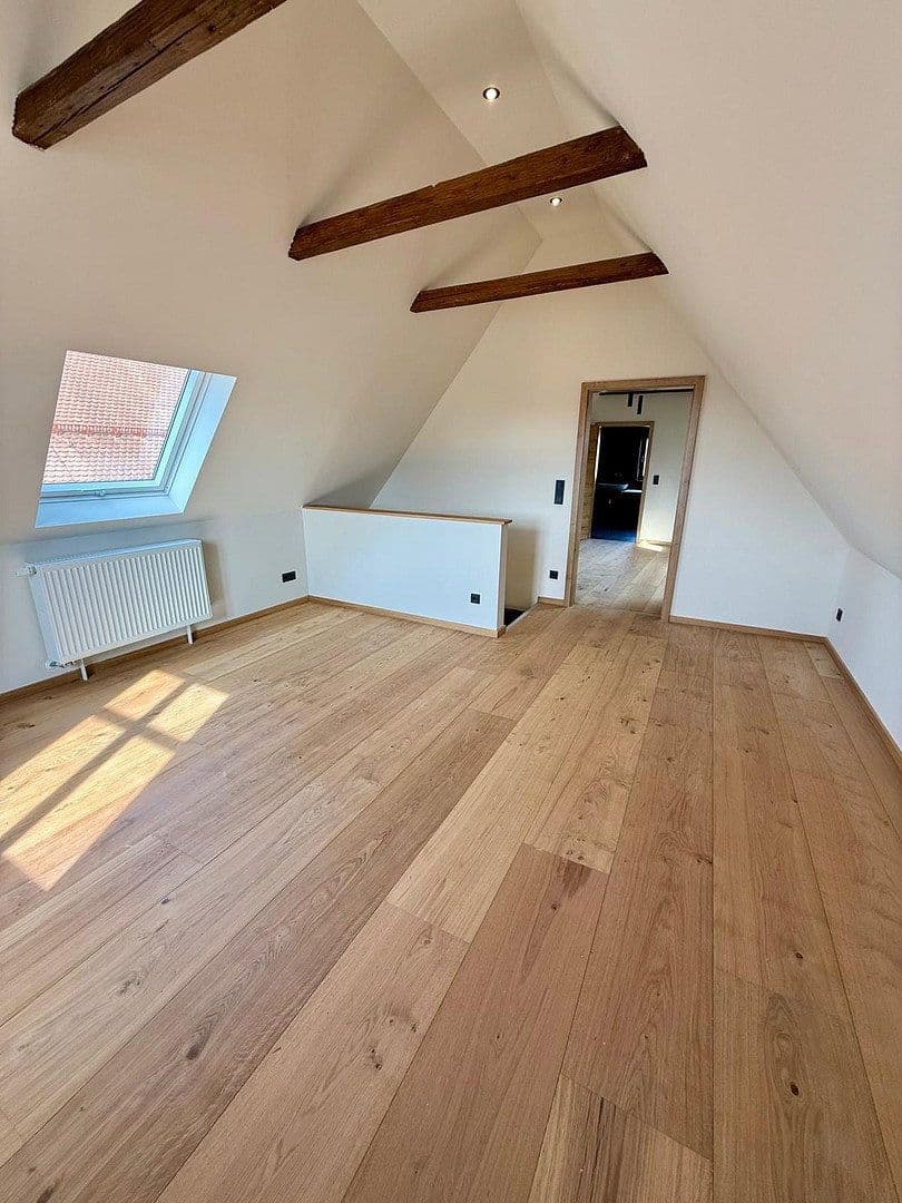 Prenájom bytu 4-izbový 163 m², Martkplatz 6, Allersberg, Bavorsko Prenájom bytu 4-izbový 163 m², Martkplatz 6, Allersberg, Bavorsko