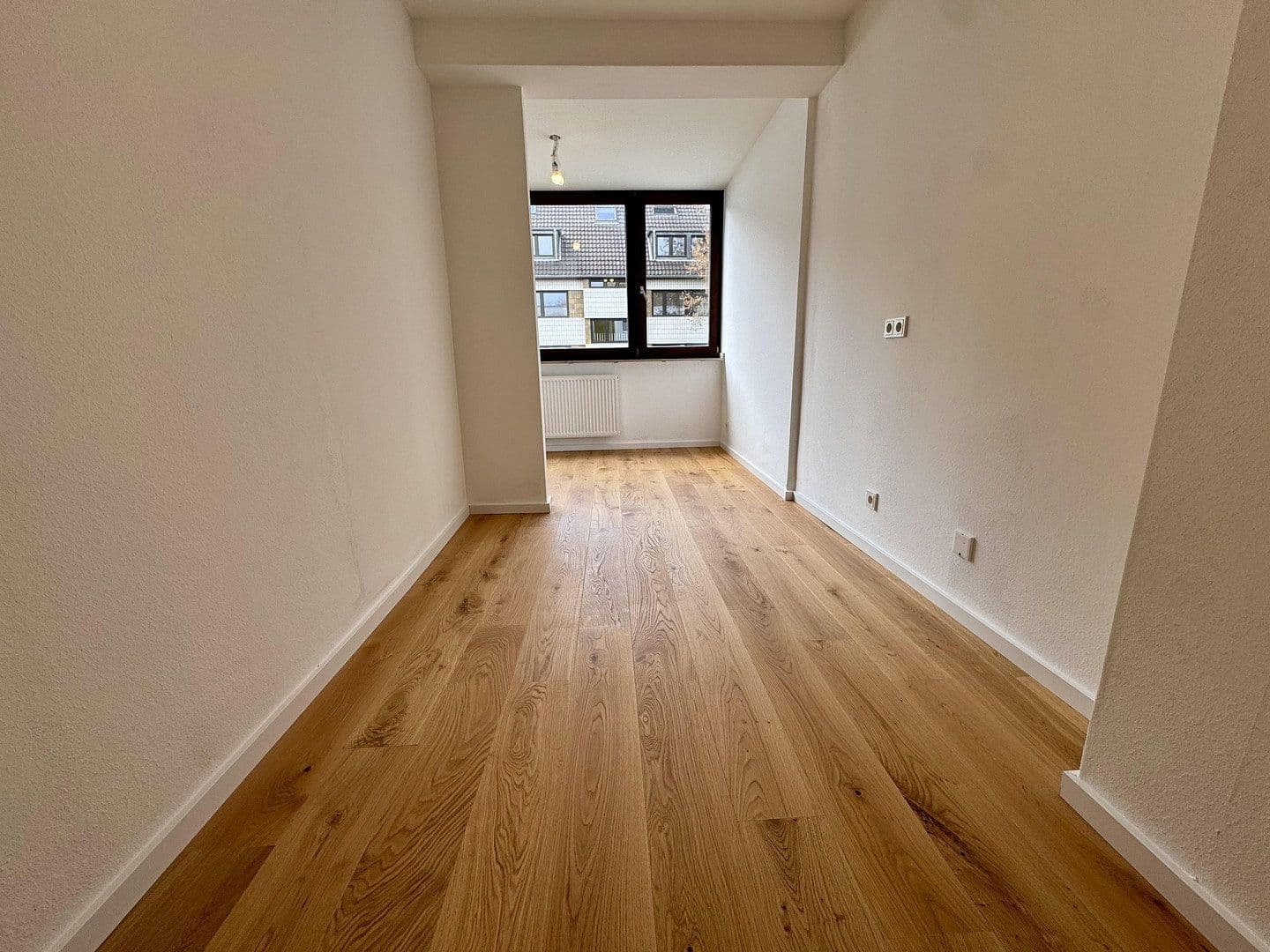 Predaj bytu 3-izbový 79 m², Köln, Severné Porýnie - Westfálsko Predaj bytu 3-izbový 79 m², Köln, Severné Porýnie - Westfálsko