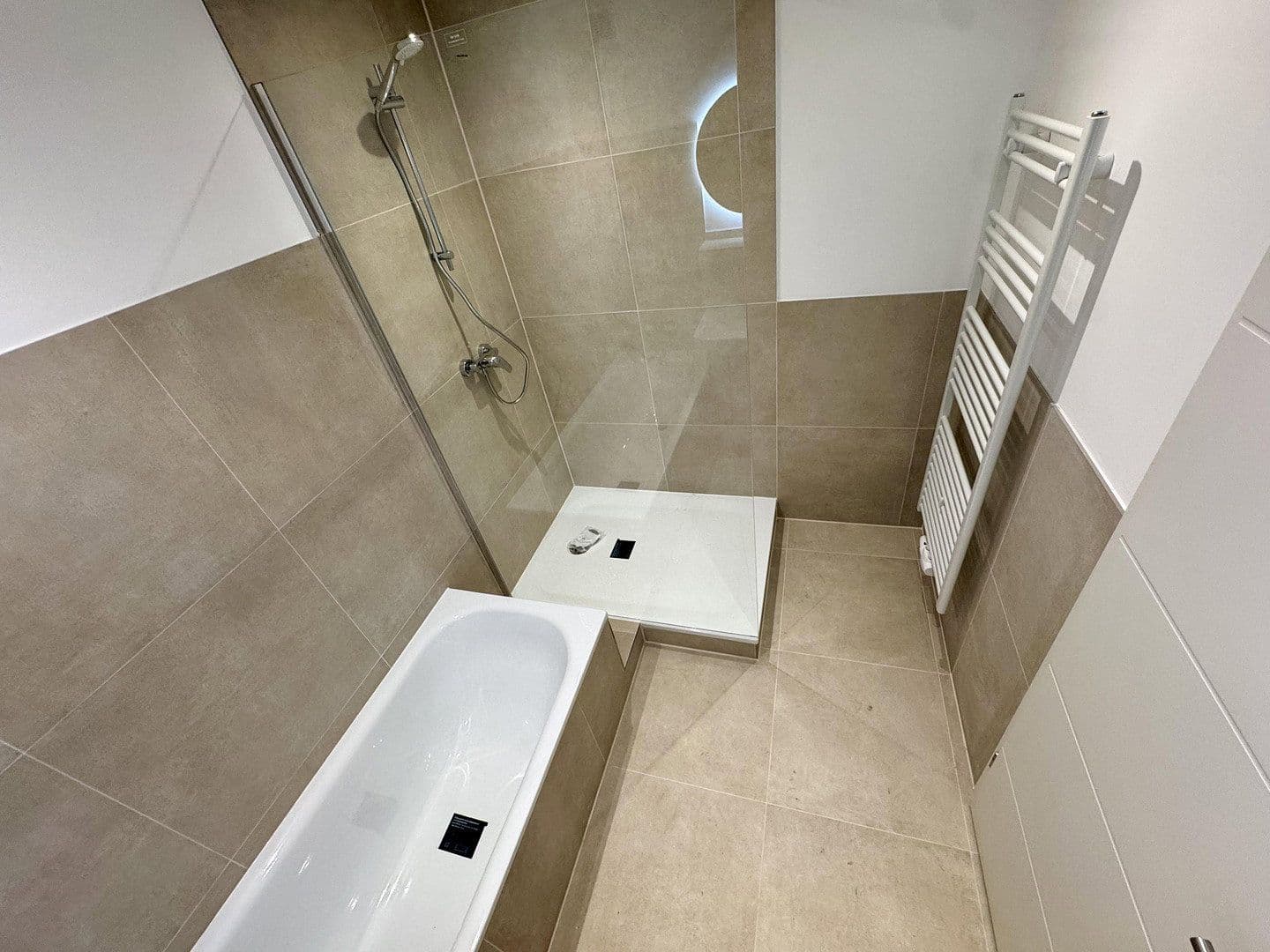 Predaj bytu 3-izbový 79 m², Köln, Severné Porýnie - Westfálsko Predaj bytu 3-izbový 79 m², Köln, Severné Porýnie - Westfálsko