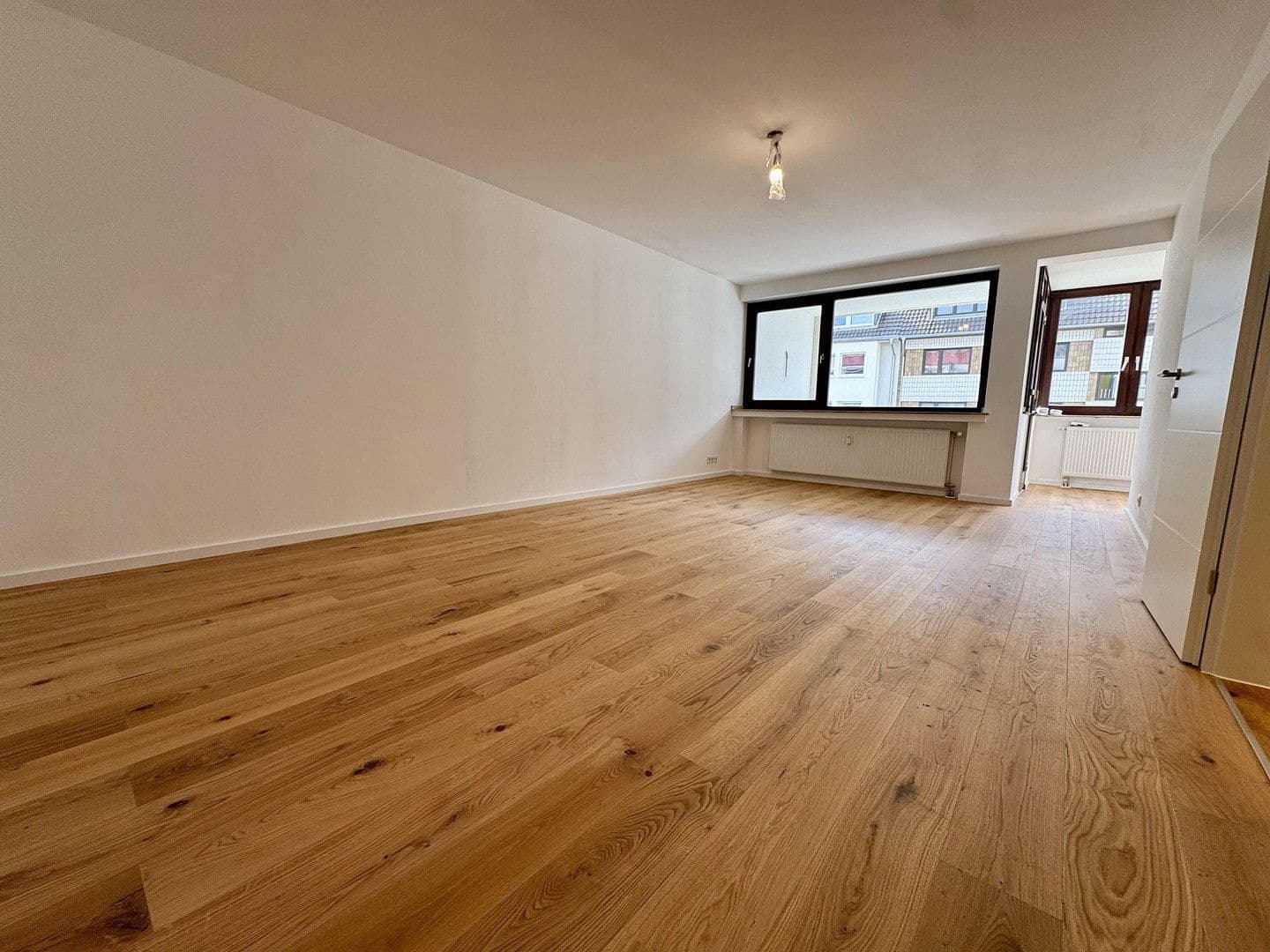 Predaj bytu 3-izbový 79 m², Köln, Severné Porýnie - Westfálsko Predaj bytu 3-izbový 79 m², Köln, Severné Porýnie - Westfálsko