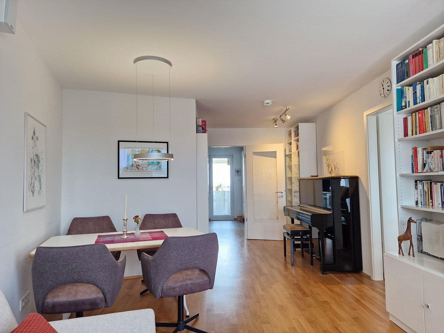 Predaj bytu 4-izbový 92 m², Landsberger Str. 1b, Germering, Bavorsko Predaj bytu 4-izbový 92 m², Landsberger Str. 1b, Germering, Bavorsko