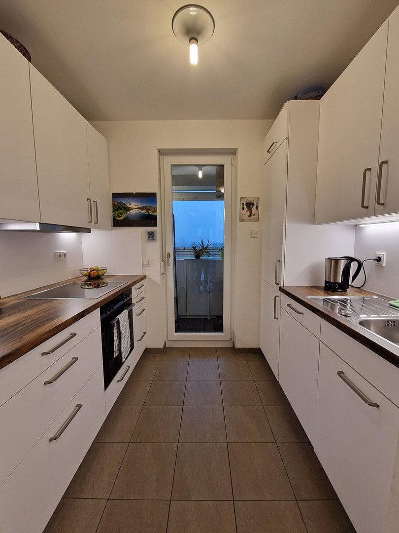 Predaj bytu 4-izbový 92 m², Landsberger Str. 1b, Germering, Bavorsko Predaj bytu 4-izbový 92 m², Landsberger Str. 1b, Germering, Bavorsko