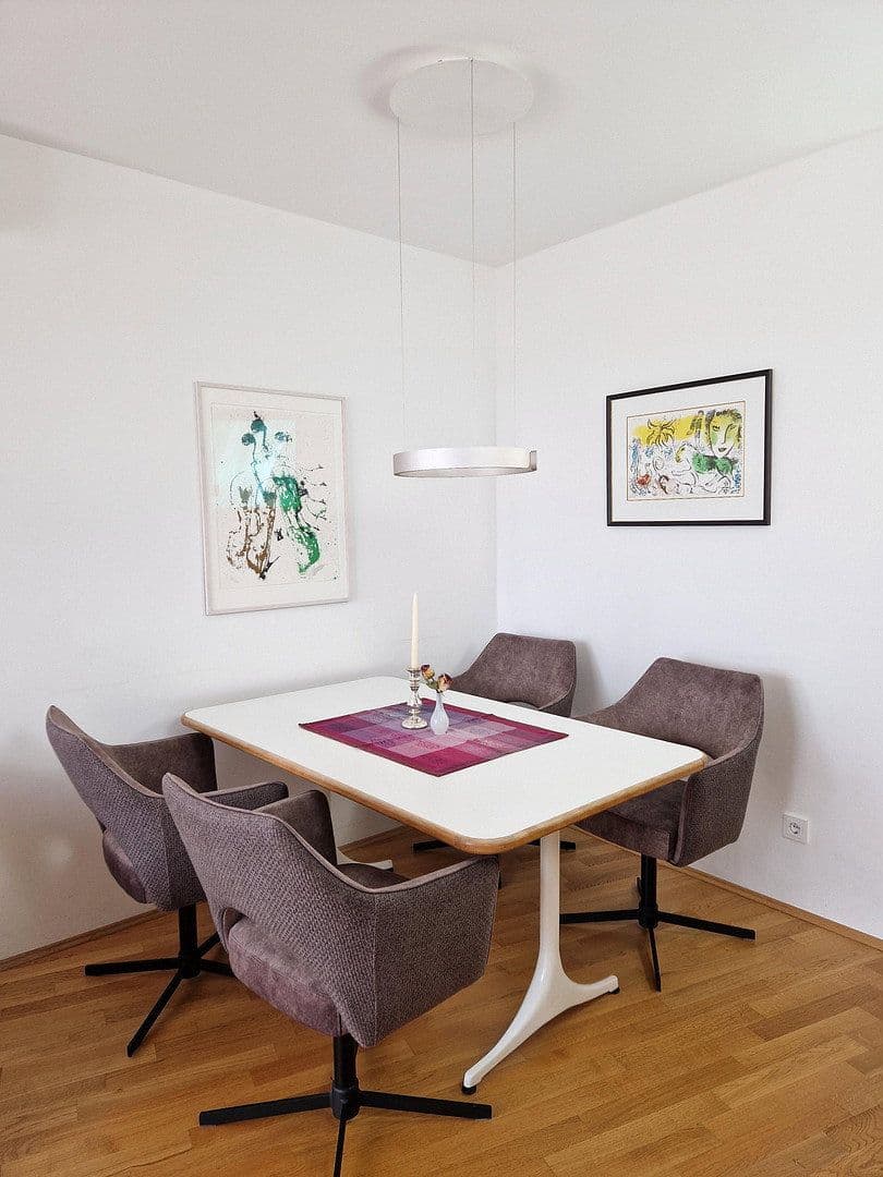 Predaj bytu 4-izbový 92 m², Landsberger Str. 1b, Germering, Bavorsko Predaj bytu 4-izbový 92 m², Landsberger Str. 1b, Germering, Bavorsko