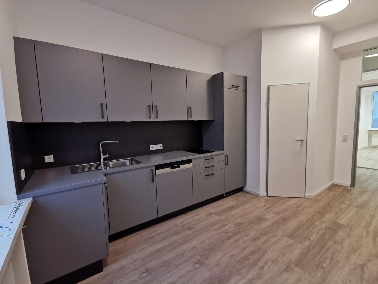 Prenájom kancelárie 875 m², Rößlerstraße 94-96, Darmstadt, Hesensko Prenájom kancelárie 875 m², Rößlerstraße 94-96, Darmstadt, Hesensko