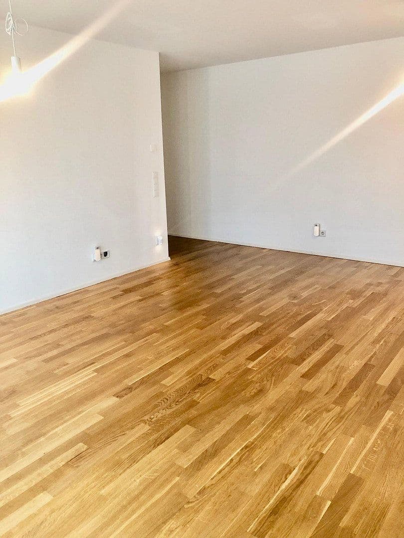 Prenájom bytu 3-izbový 80 m², Frankfurt am Main Riedberg, Hesensko Prenájom bytu 3-izbový 80 m², Frankfurt am Main Riedberg, Hesensko
