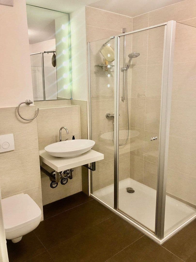 Prenájom bytu 3-izbový 80 m², Frankfurt am Main Riedberg, Hesensko Prenájom bytu 3-izbový 80 m², Frankfurt am Main Riedberg, Hesensko