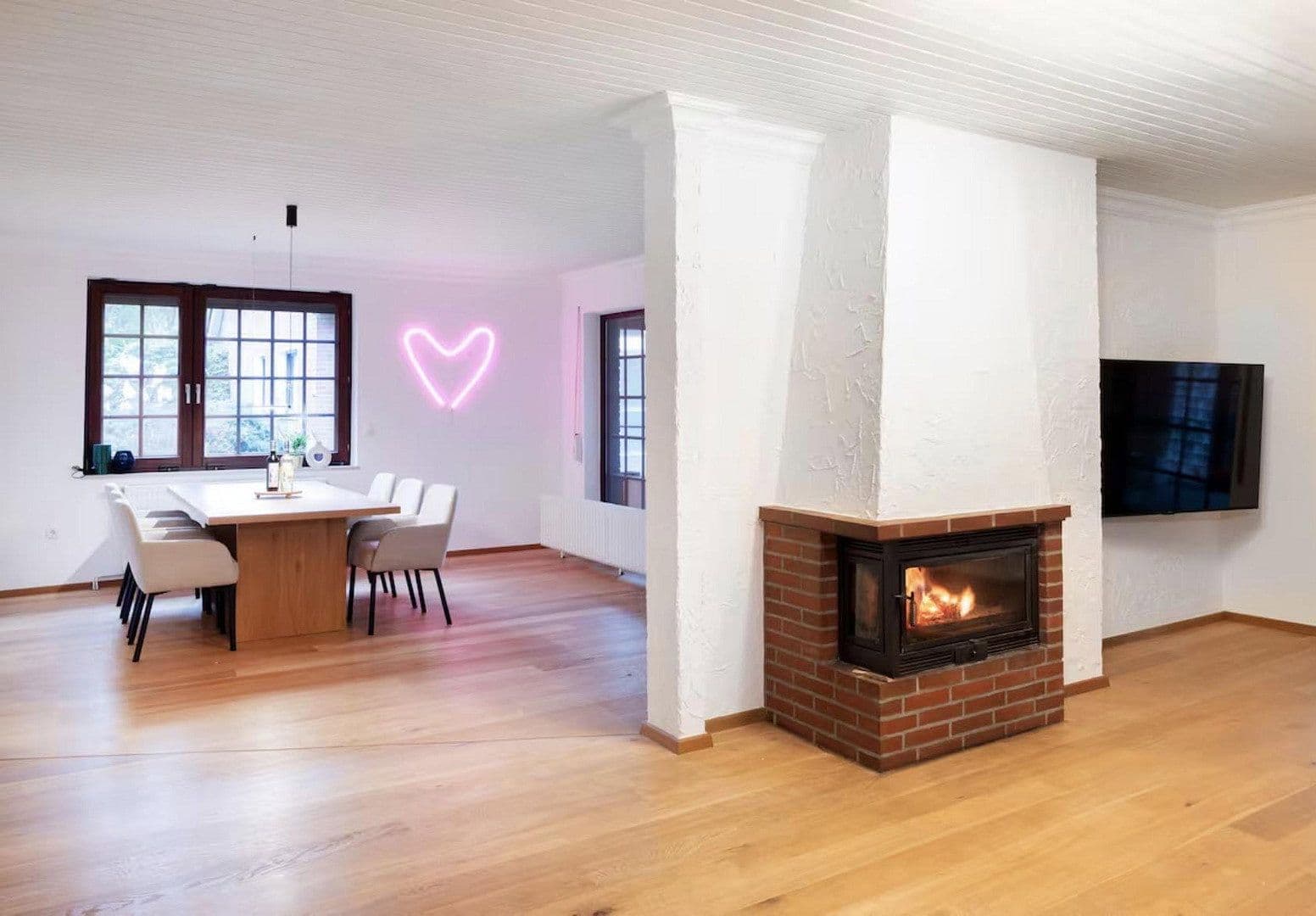 Predaj domu 250 m², pozemek 1.200 m², Worpswede, Dolné Sasko Predaj domu 250 m², pozemek 1.200 m², Worpswede, Dolné Sasko