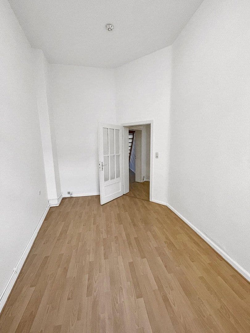 Prenájom bytu 3-izbový 74 m², Kommandanturstraße 10, Hannover, Dolné Sasko Prenájom bytu 3-izbový 74 m², Kommandanturstraße 10, Hannover, Dolné Sasko