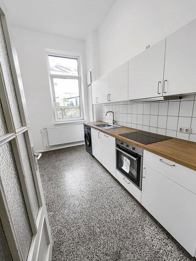Prenájom bytu 3-izbový 74 m², Kommandanturstraße 10, Hannover, Dolné Sasko Prenájom bytu 3-izbový 74 m², Kommandanturstraße 10, Hannover, Dolné Sasko