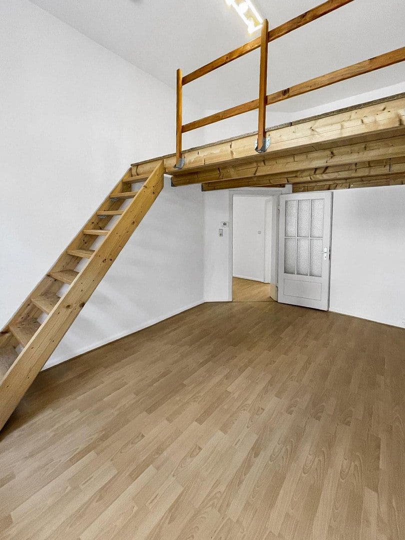 Prenájom bytu 3-izbový 74 m², Kommandanturstraße 10, Hannover, Dolné Sasko Prenájom bytu 3-izbový 74 m², Kommandanturstraße 10, Hannover, Dolné Sasko