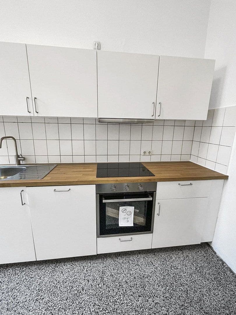 Prenájom bytu 3-izbový 74 m², Kommandanturstraße 10, Hannover, Dolné Sasko Prenájom bytu 3-izbový 74 m², Kommandanturstraße 10, Hannover, Dolné Sasko