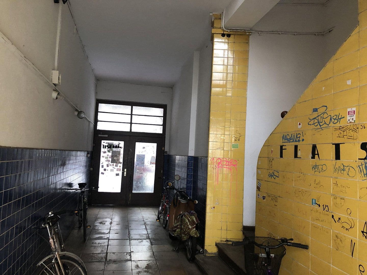 Predaj domu 1.100 m², pozemek 500 m², Schmeerstraße 3, Halle, Sasko-Anhaltsko Predaj domu 1.100 m², pozemek 500 m², Schmeerstraße 3, Halle, Sasko-Anhaltsko