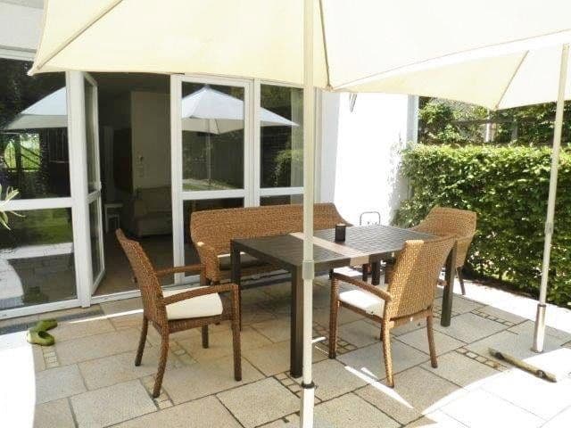 Prenájom domu 172 m², pozemek 325 m², München, Bavorsko Prenájom domu 172 m², pozemek 325 m², München, Bavorsko