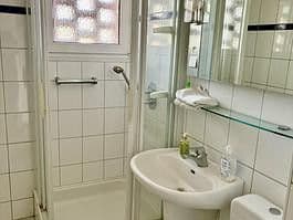 Predaj domu 300 m², pozemek 1.050 m², An der Engelsfuhr 36, Bergisch Gladbach, Severné Porýnie - Westfálsko Predaj domu 300 m², pozemek 1.050 m², An der Engelsfuhr 36, Bergisch Gladbach, Severné Porýnie - Westfálsko