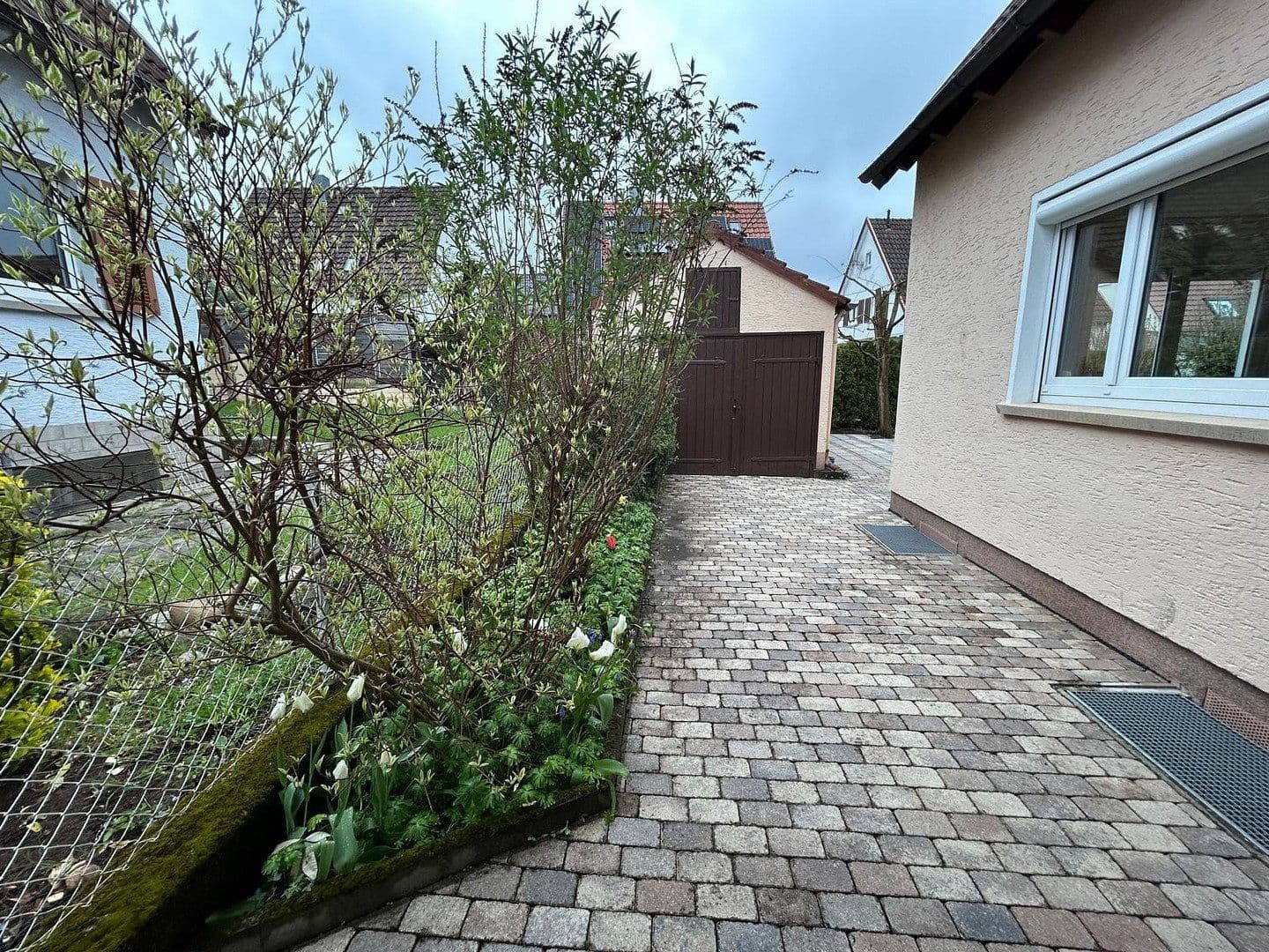 Predaj domu 145 m², pozemek 350 m², Robert-Koch-Weg 6, Böblingen, Bádensko-Wurttembersko Predaj domu 145 m², pozemek 350 m², Robert-Koch-Weg 6, Böblingen, Bádensko-Wurttembersko