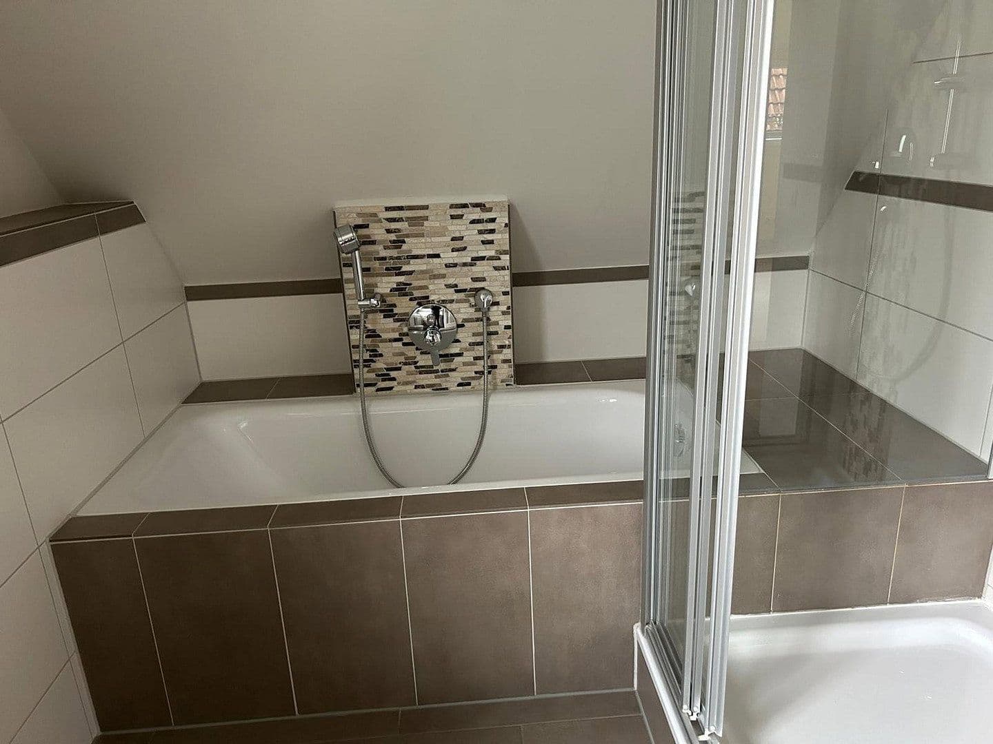 Predaj domu 145 m², pozemek 350 m², Robert-Koch-Weg 6, Böblingen, Bádensko-Wurttembersko Predaj domu 145 m², pozemek 350 m², Robert-Koch-Weg 6, Böblingen, Bádensko-Wurttembersko