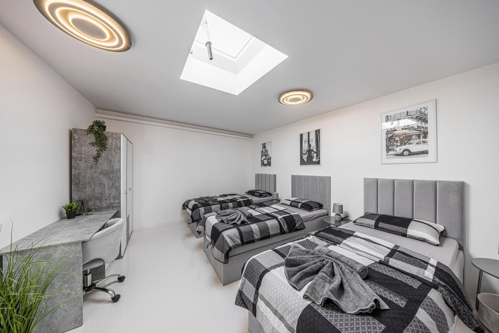 Predaj domu 1.560 m², pozemek 1.070 m², Landsberger Straße 65, Halle, Sasko-Anhaltsko Predaj domu 1.560 m², pozemek 1.070 m², Landsberger Straße 65, Halle, Sasko-Anhaltsko